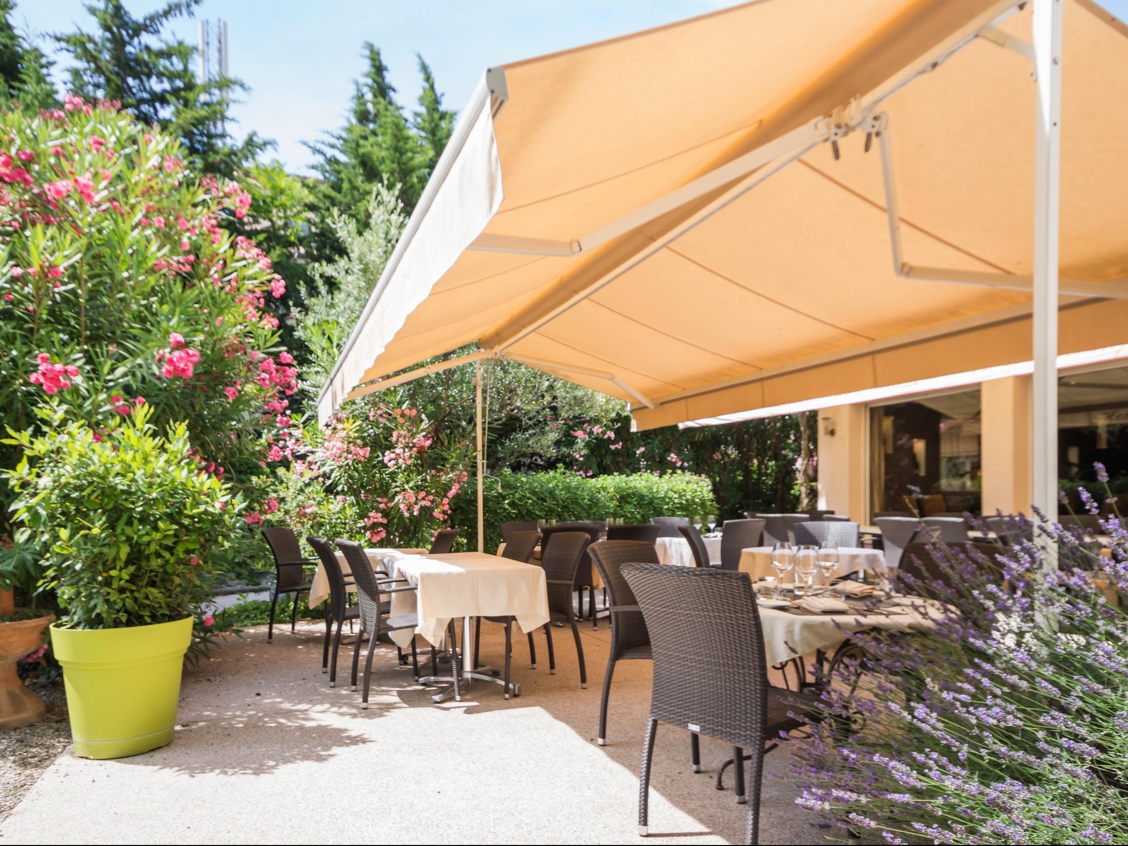 Logis Le Printemps Hotel Restaurant - Montélimar Exterior foto